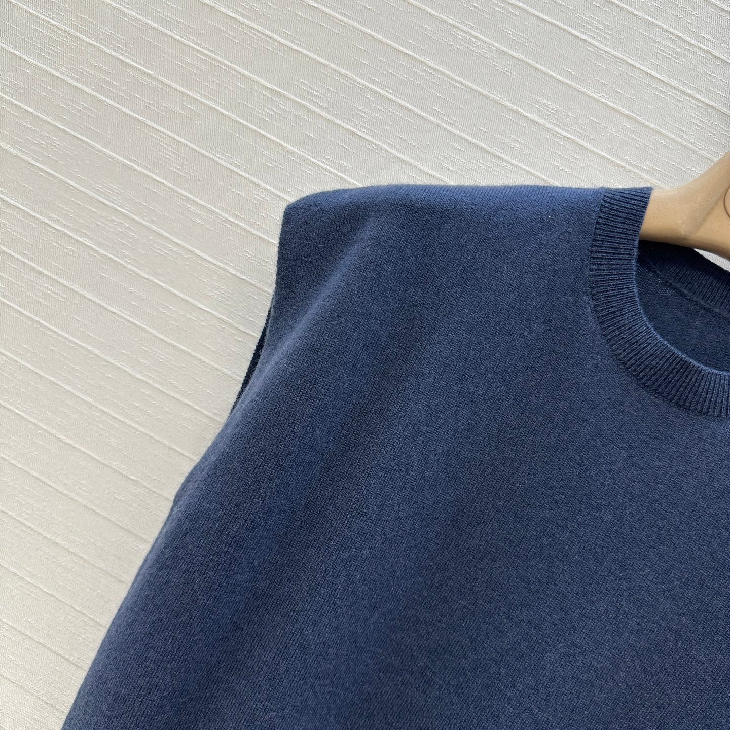 Brun 25fw cashmere vest