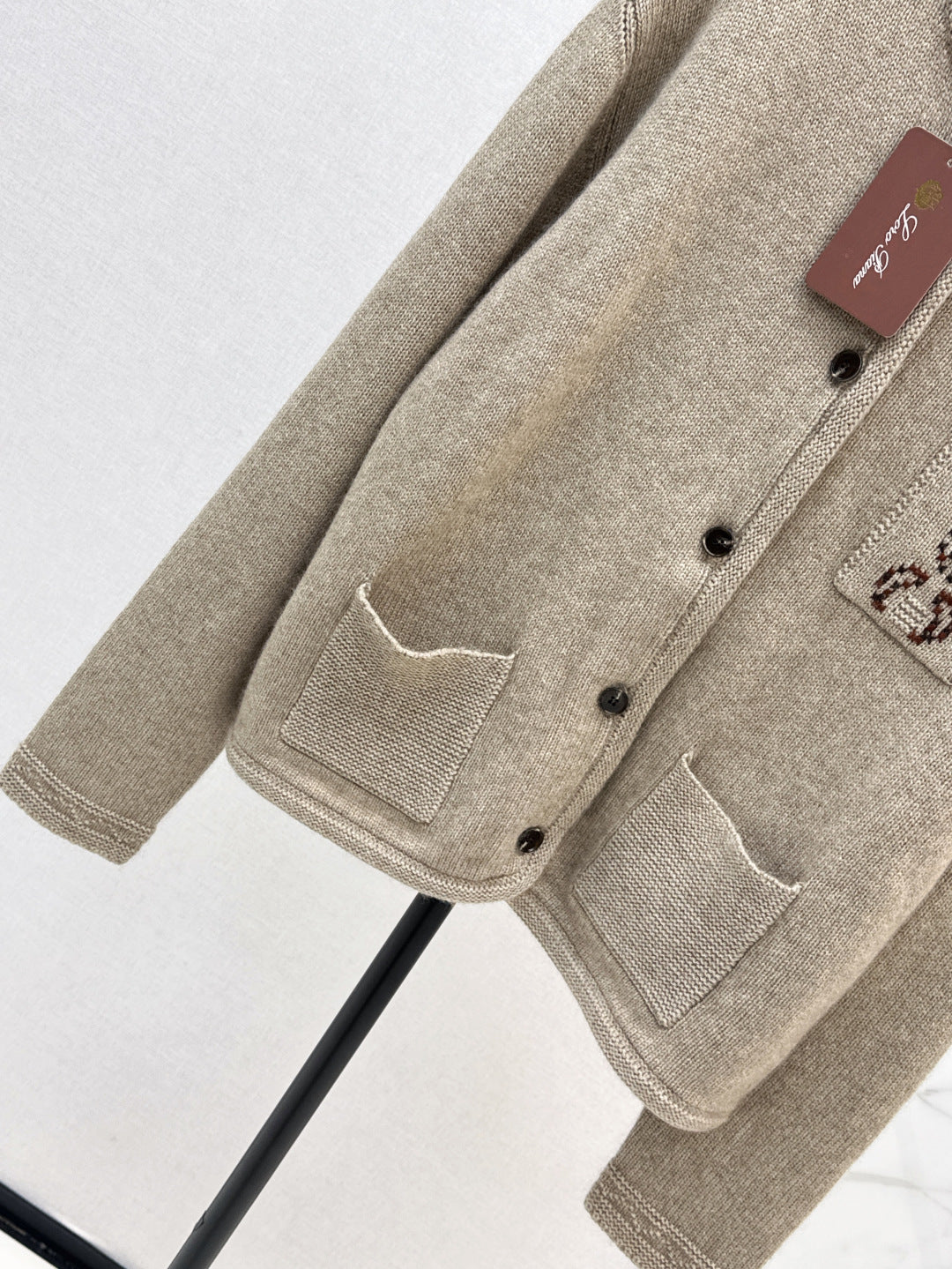 Loro 25fw cashmere jacket