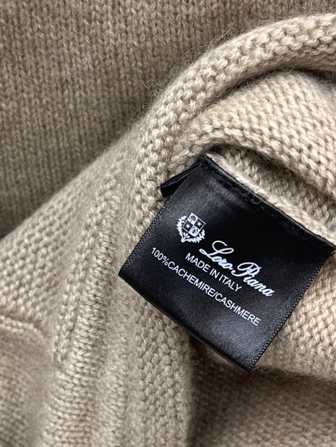 Loro 25fw cashmere jacket