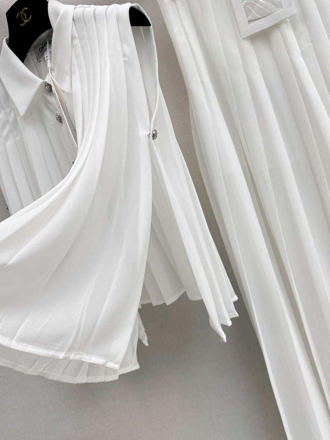 Chan 25ss pleated suit