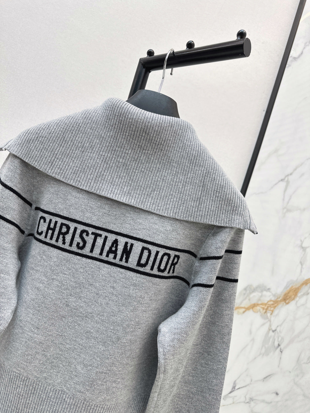 CD 25fw oblique reversible jacket
