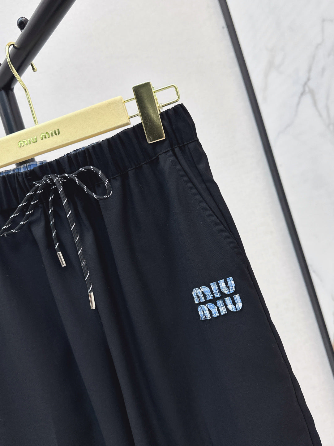 Miu 25fw drawstring pants