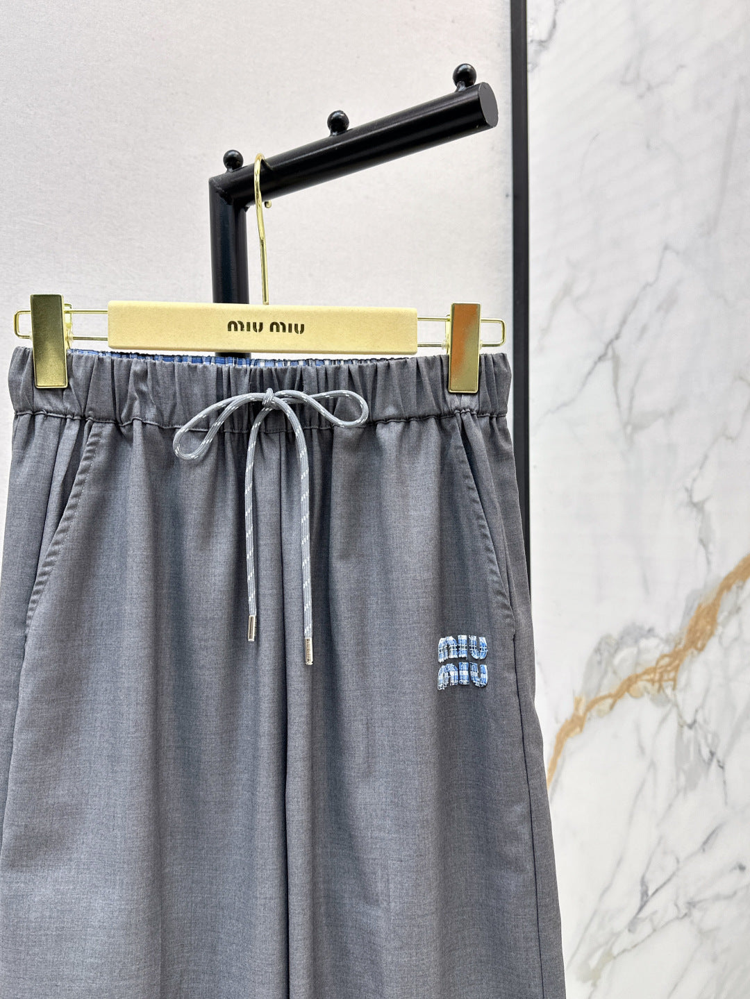 Miu 25fw drawstring pants