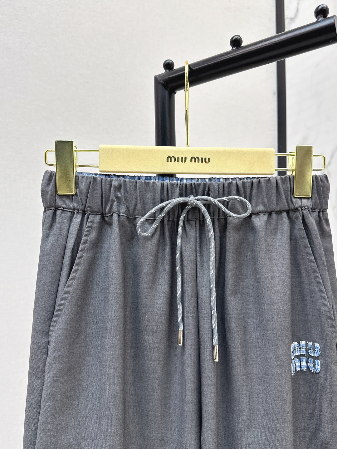Miu 25fw drawstring pants