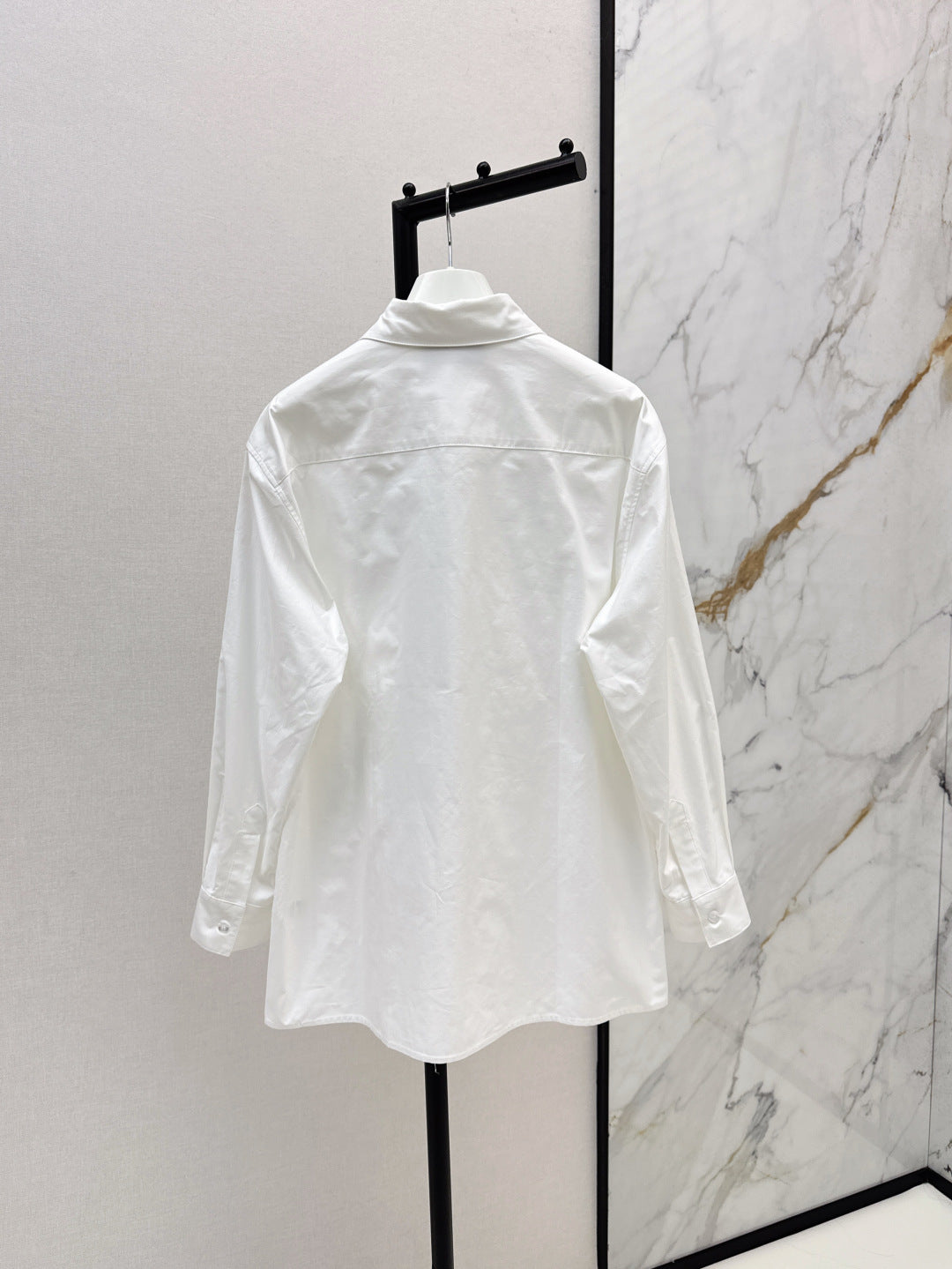 Loe 25fw embroidered shirt