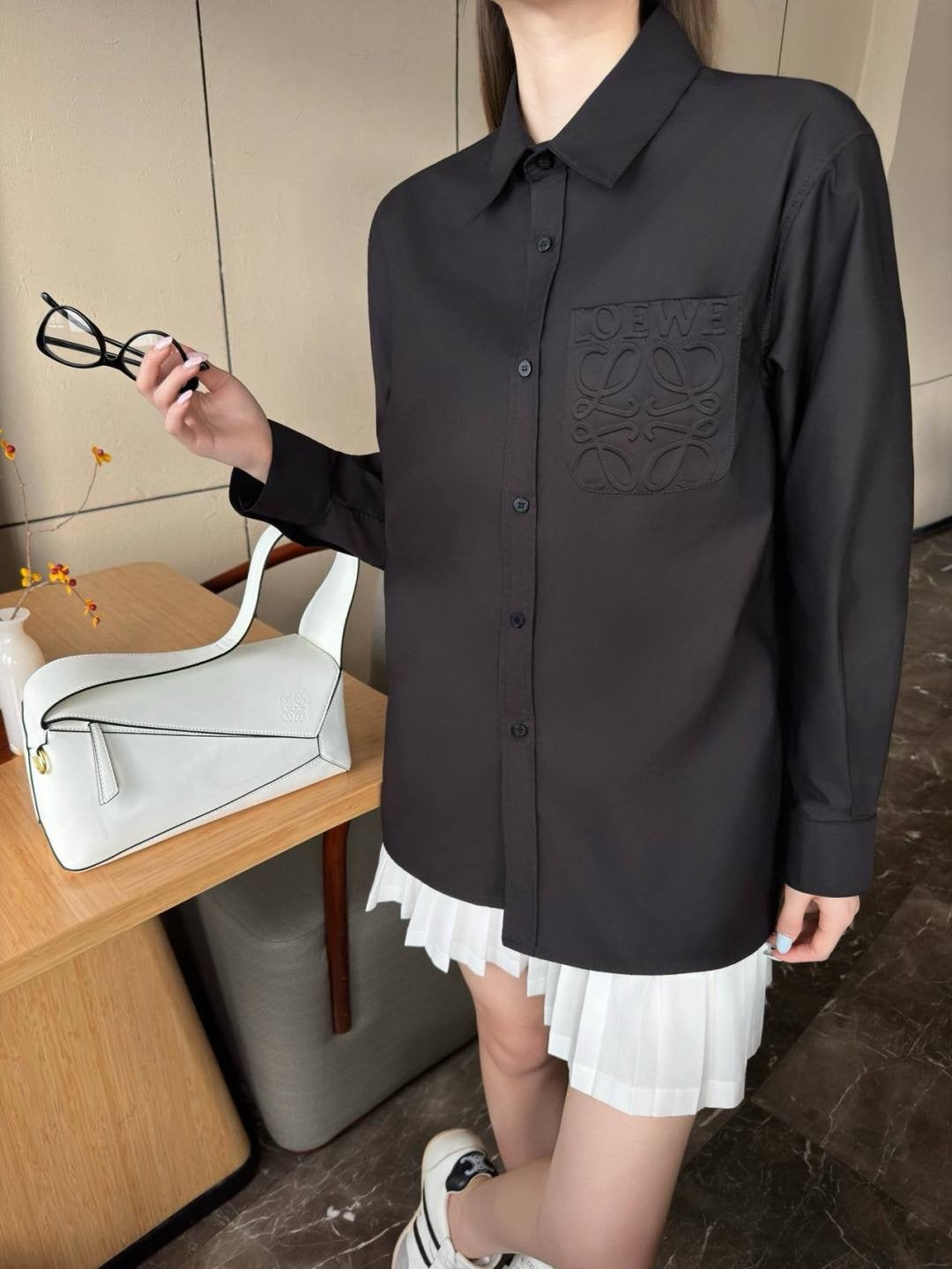 Loe 25fw embroidered shirt