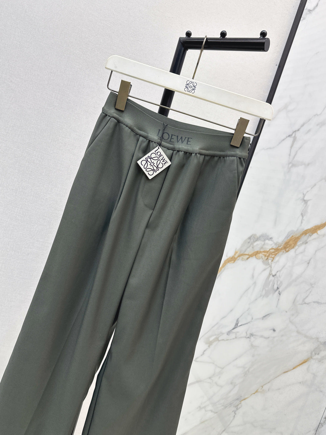 Loe 25fw pants