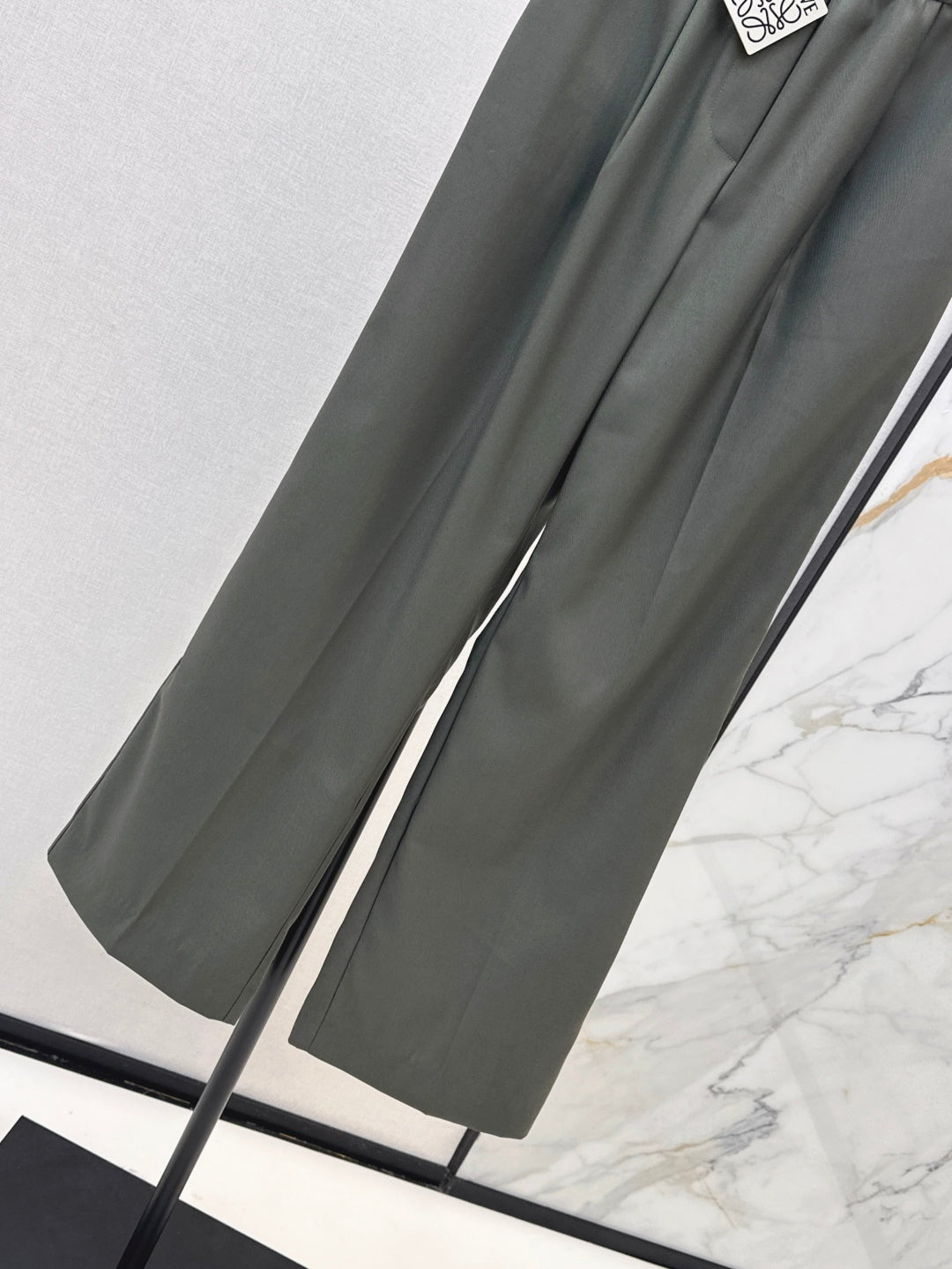 Loe 25fw pants