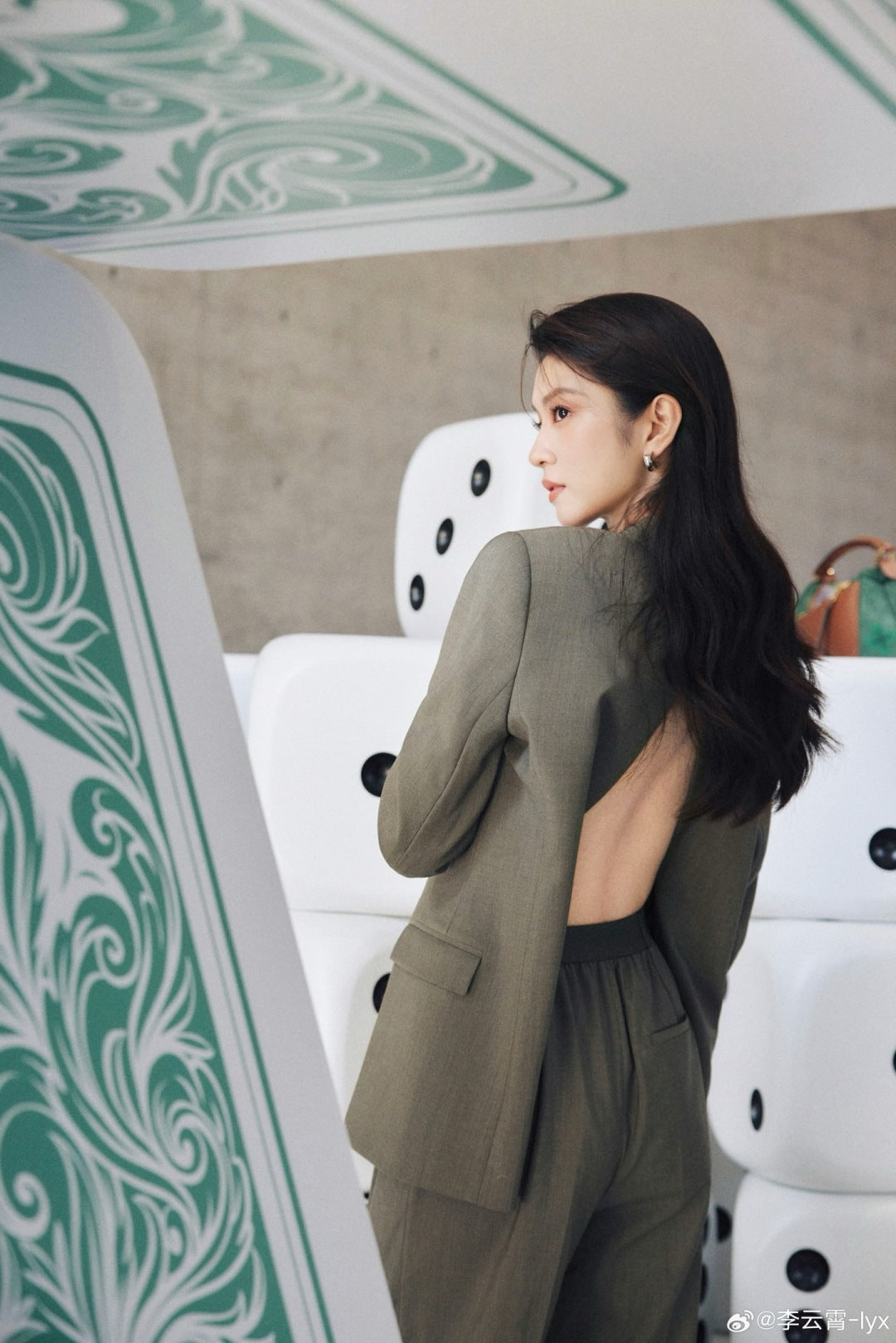 Loe 25fw blazer