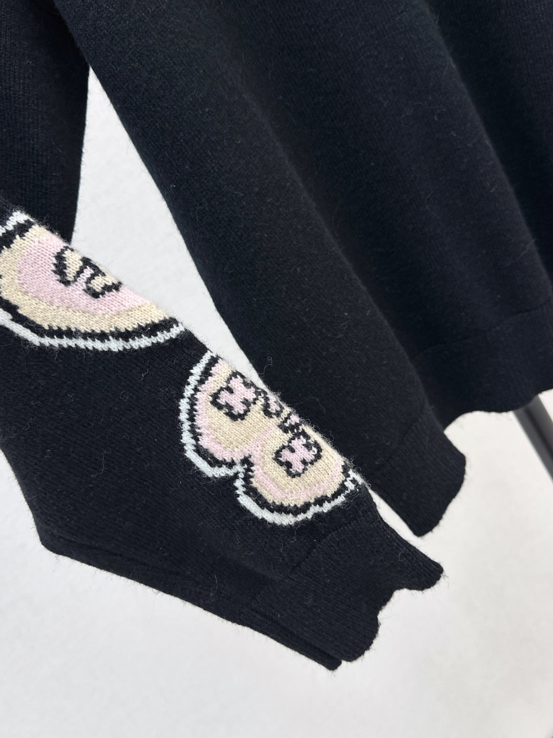Chan 25fw jacquard sweater