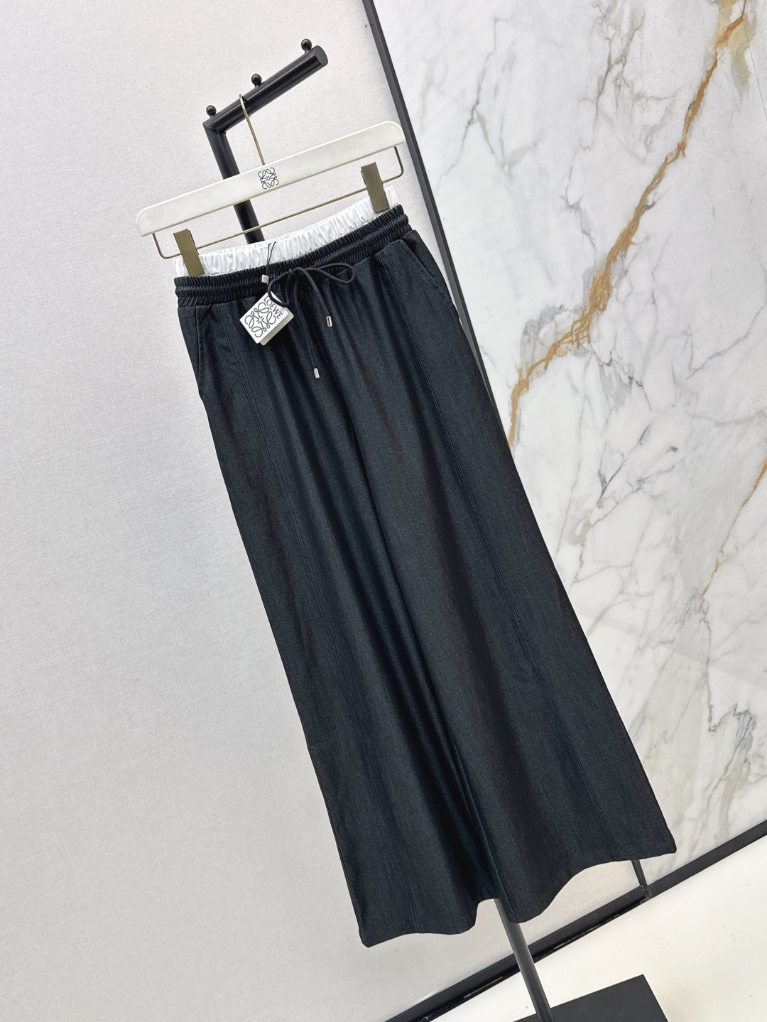 Loe 25fw pants