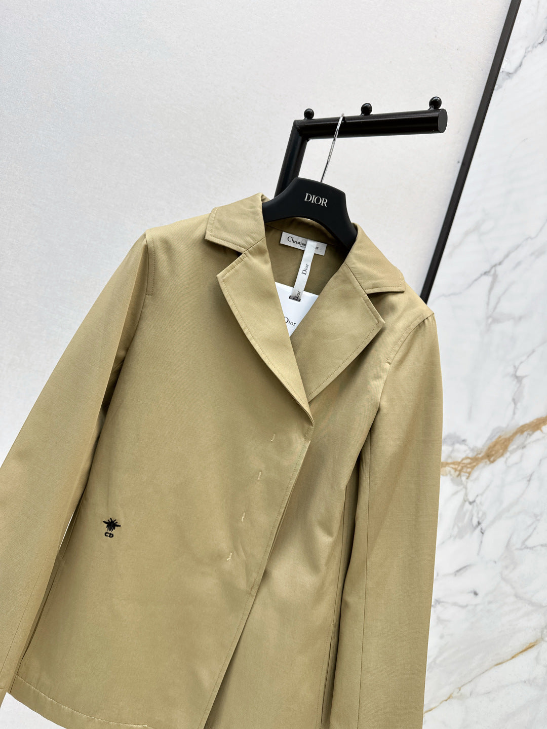 CD 25fw trench coat