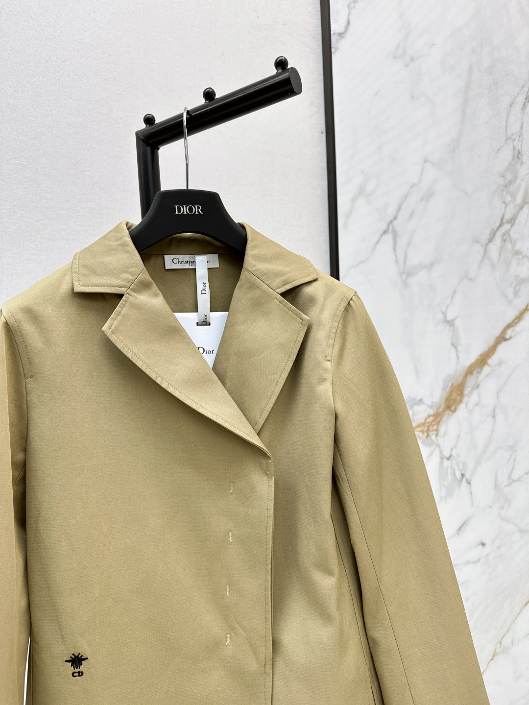CD 25fw trench coat