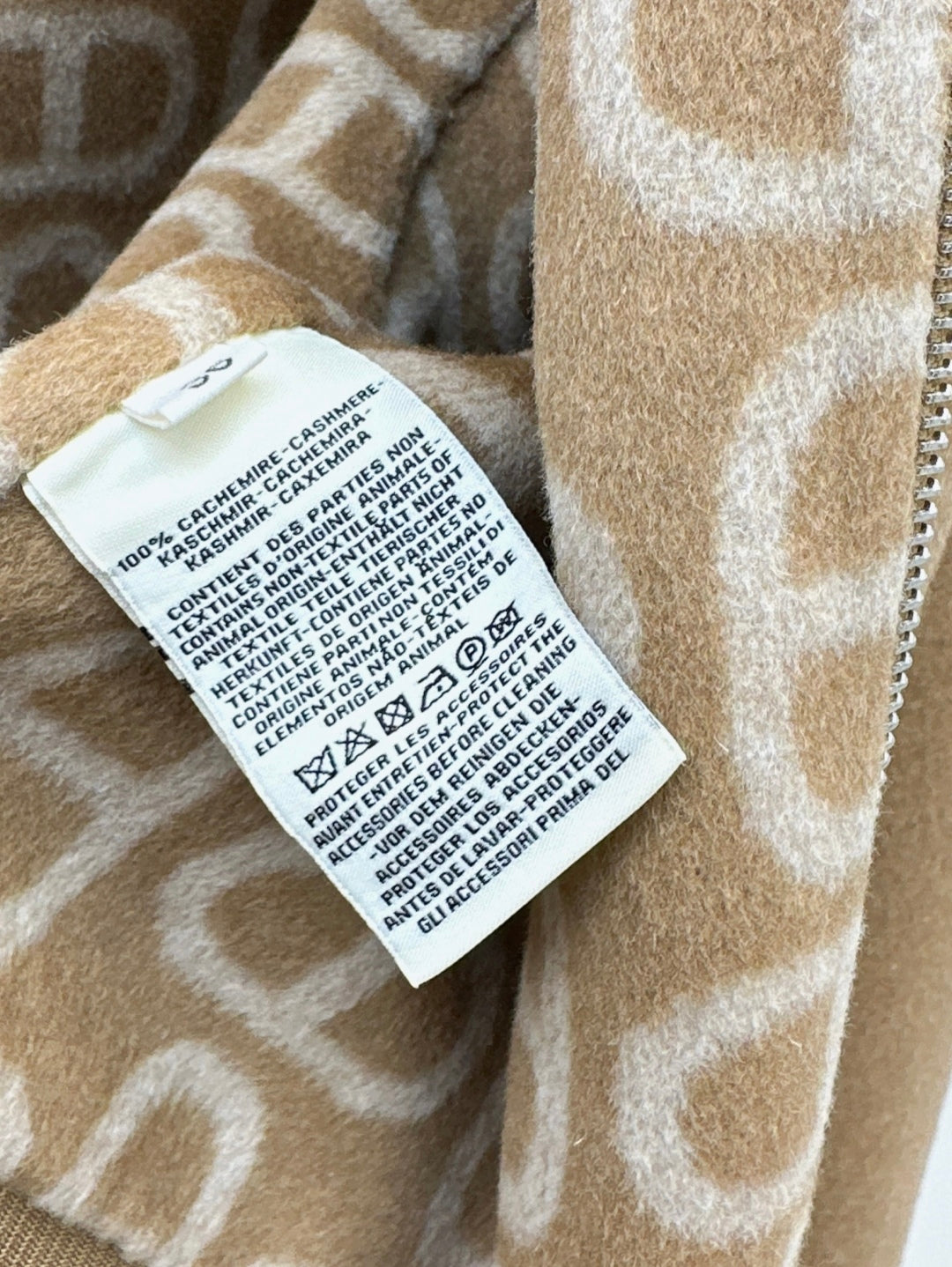 Herm 25fw cashmere coat