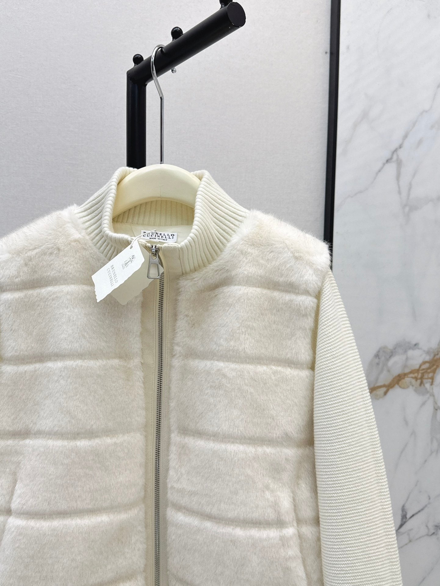 Loro 25fw knitted down jacket