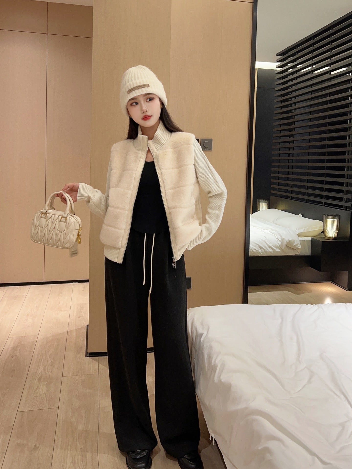 Loro 25fw knitted down jacket