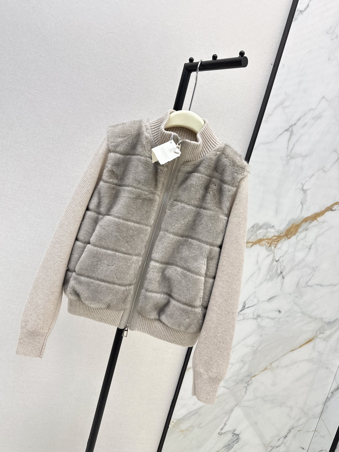 Loro 25fw knitted down jacket