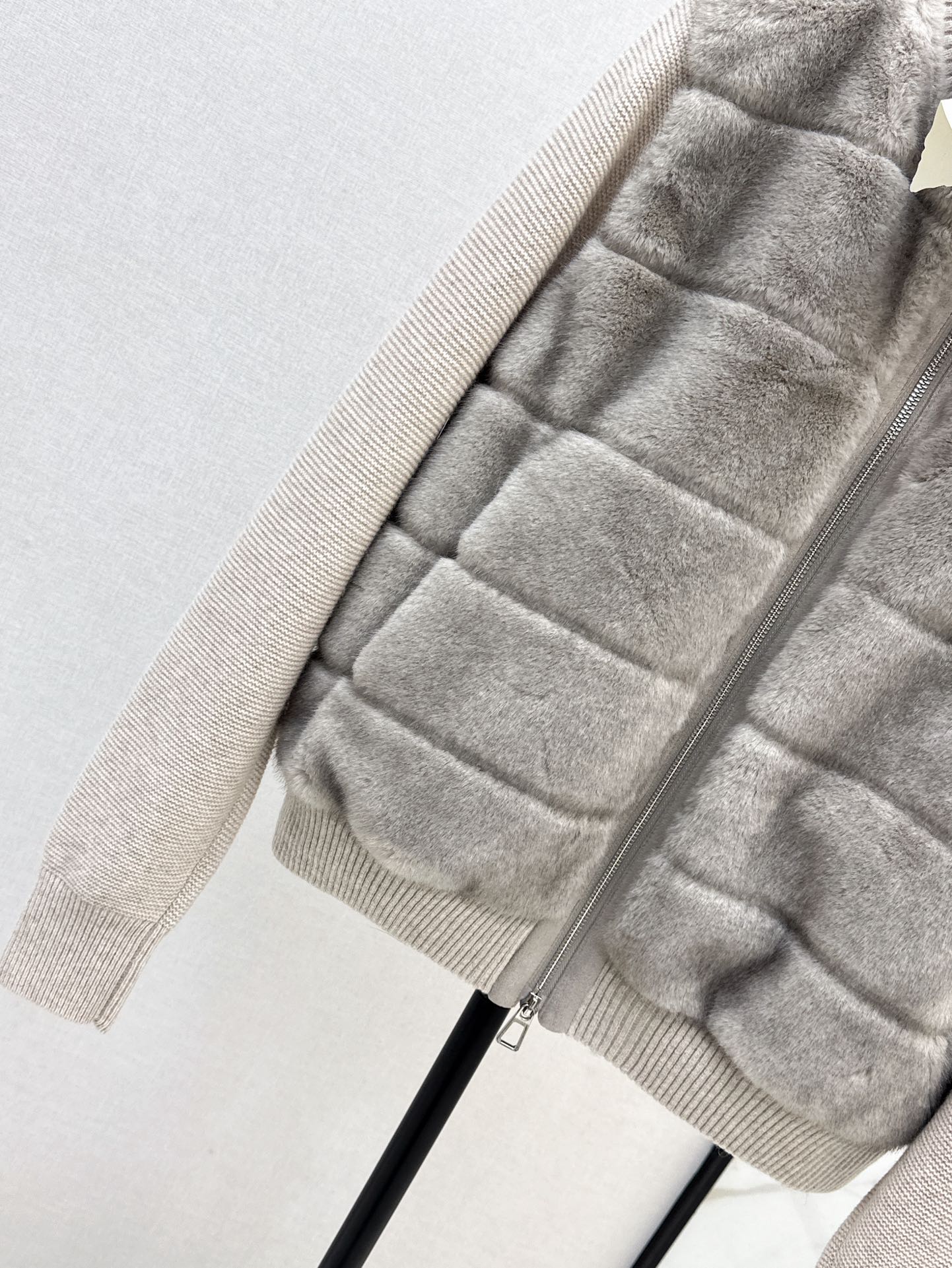 Loro 25fw knitted down jacket