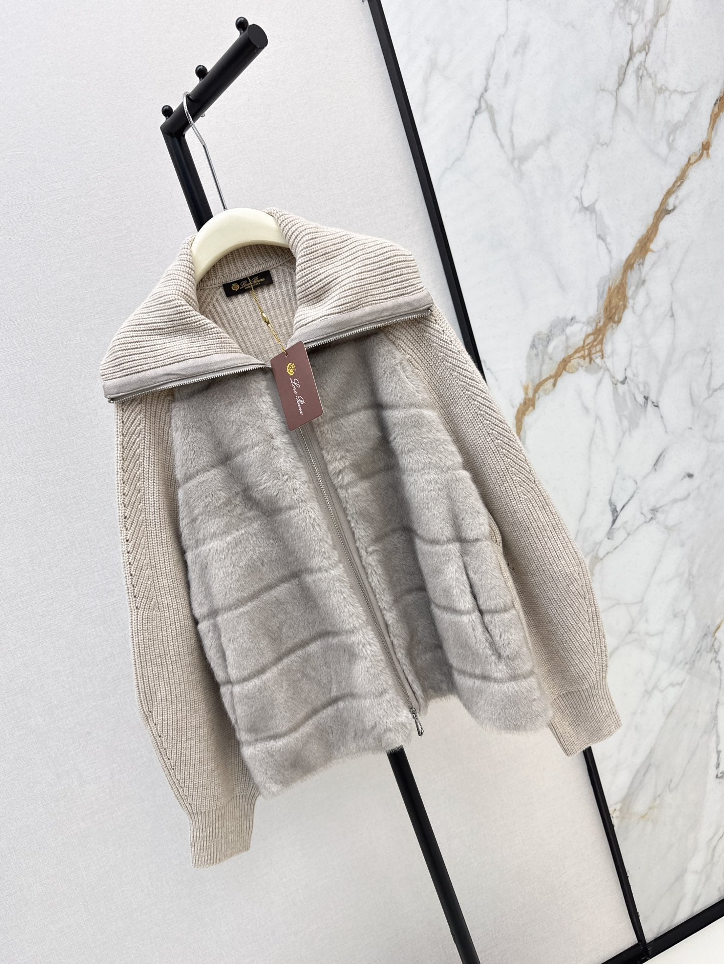 Loro 25fw knitted down jacket