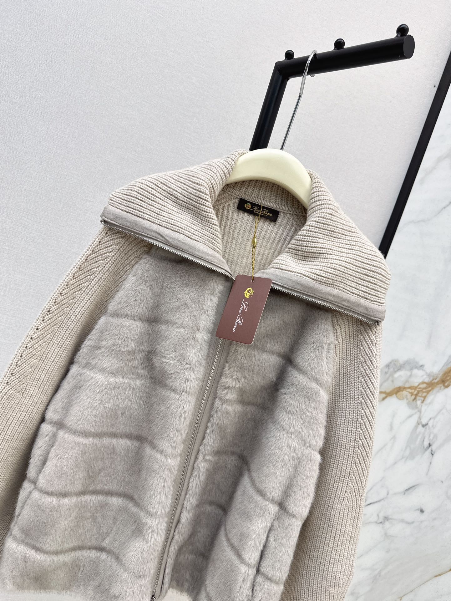 Loro 25fw knitted down jacket