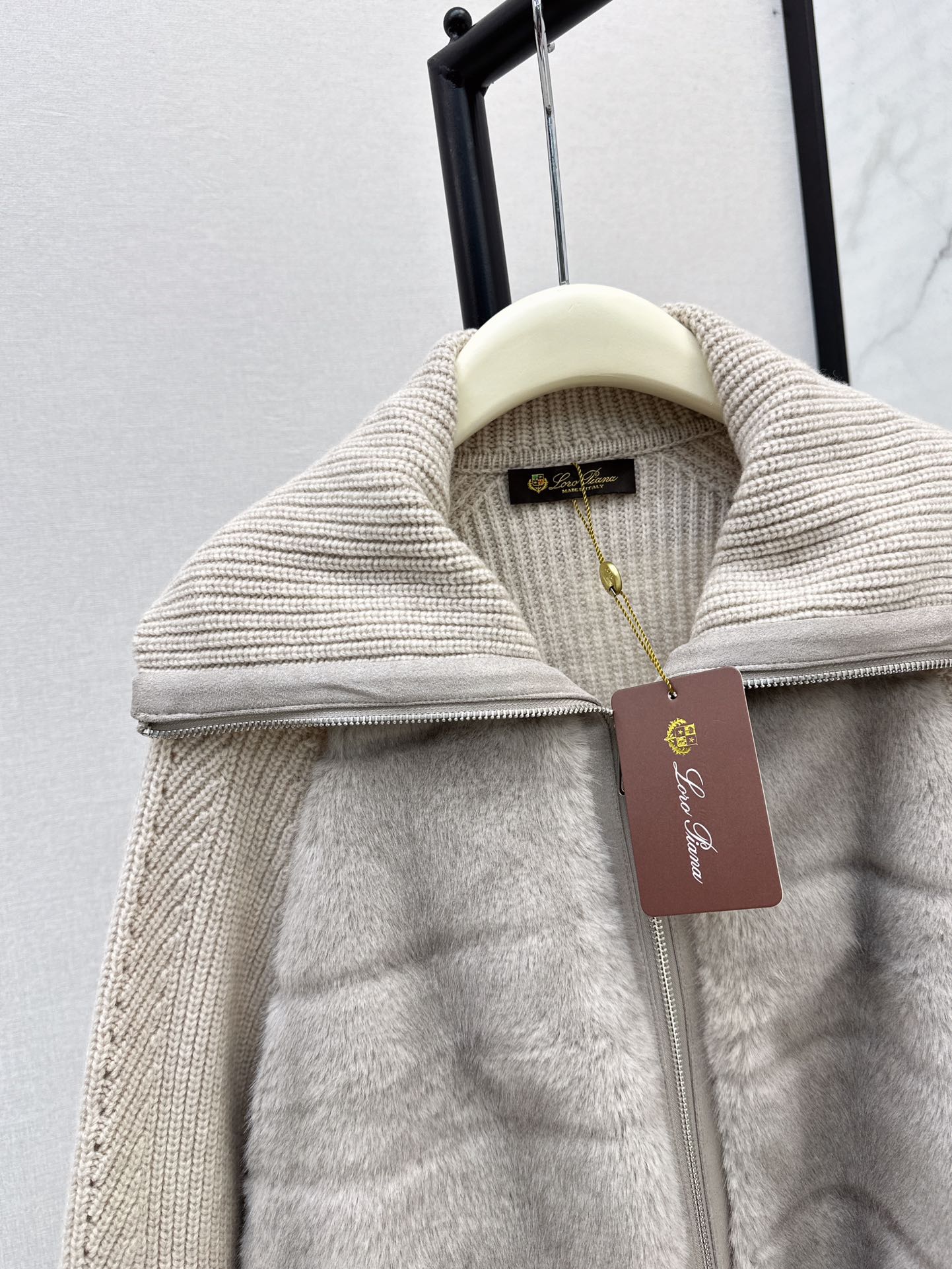 Loro 25fw knitted down jacket