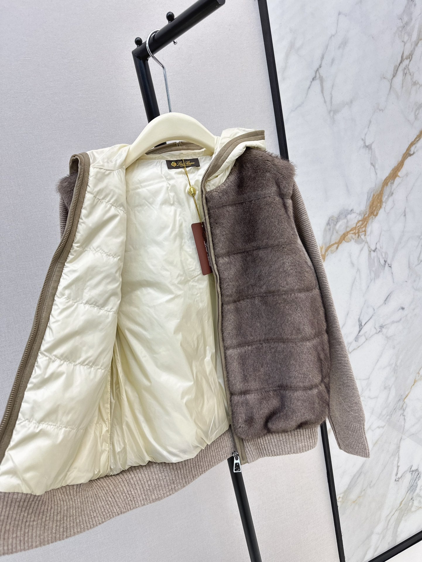 Loro 25fw knitted down jacket