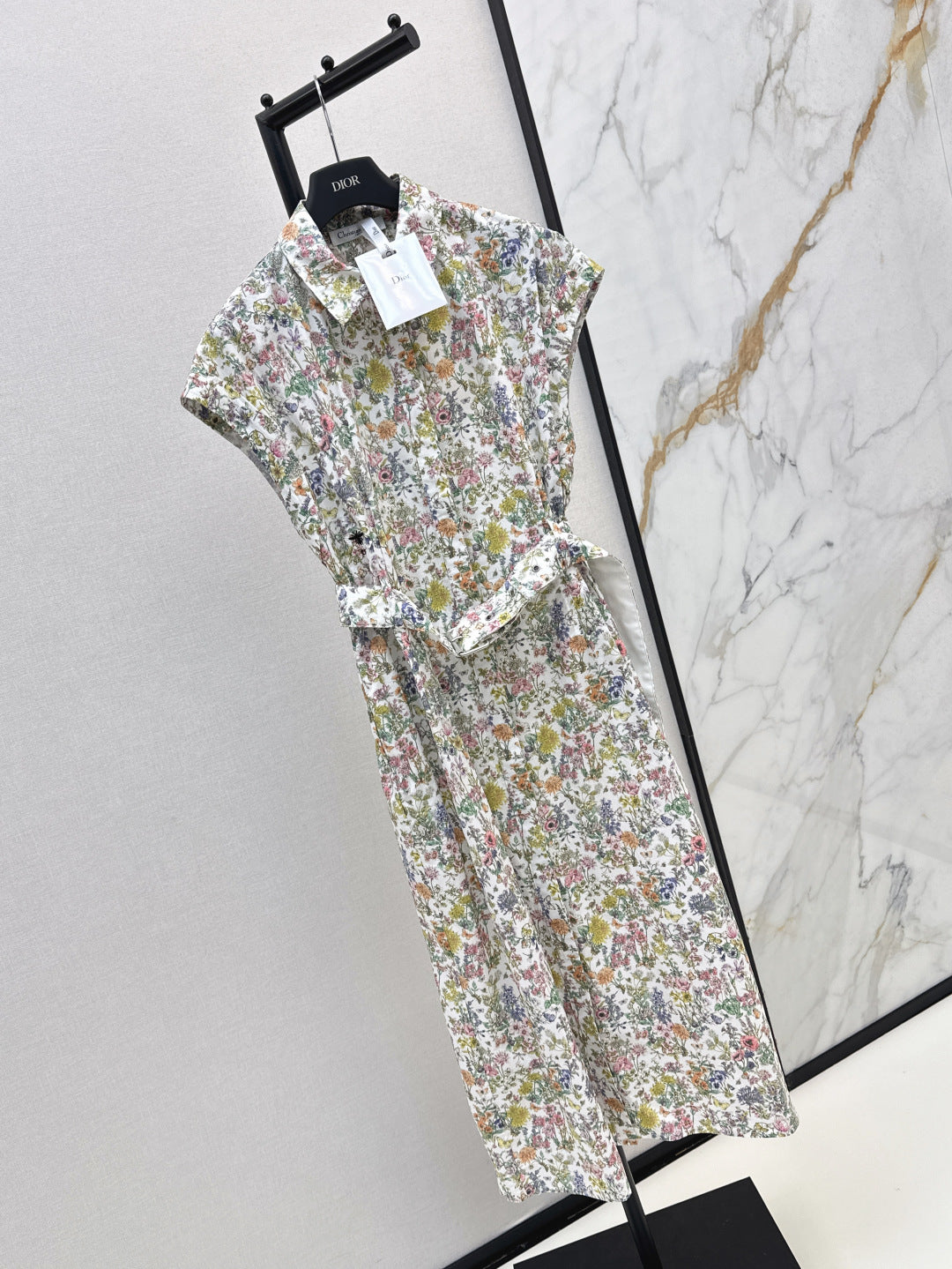 CD 25fw sleeveless dress