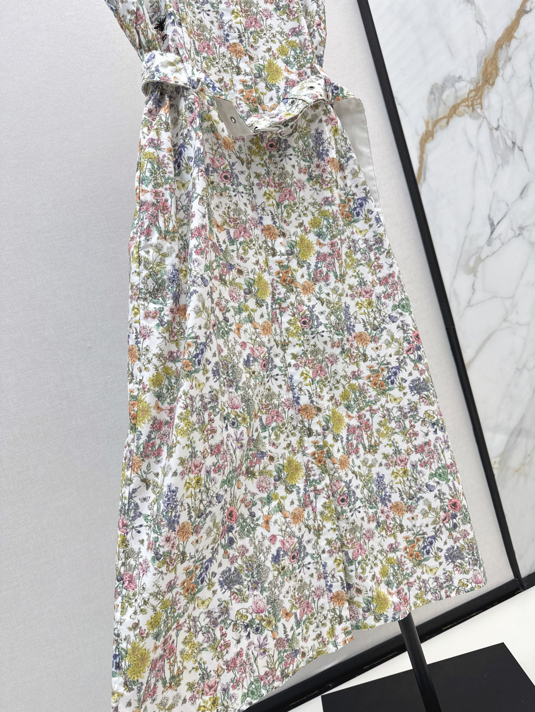 CD 25fw sleeveless dress