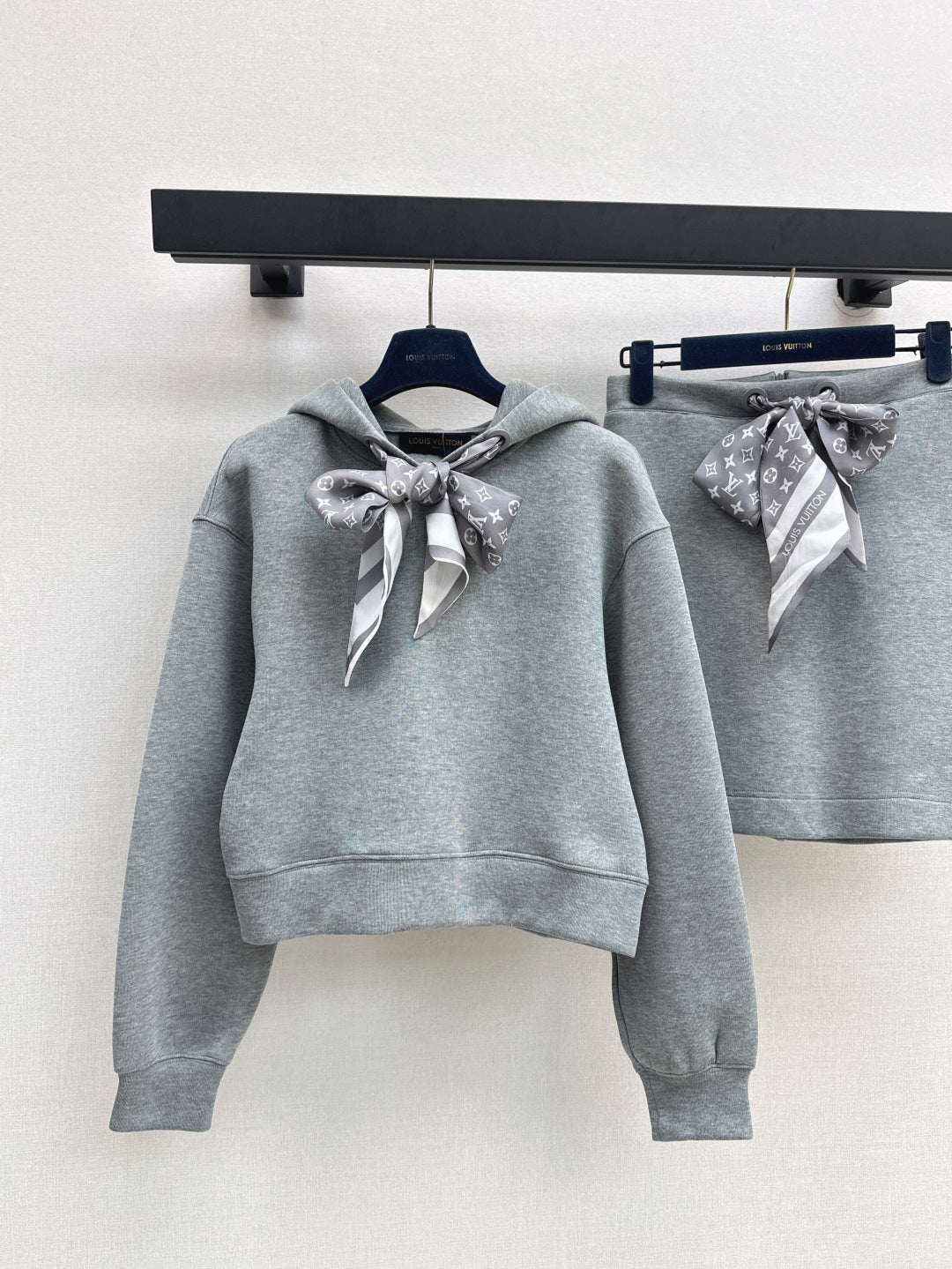 Louis 25fw hoodie suit
