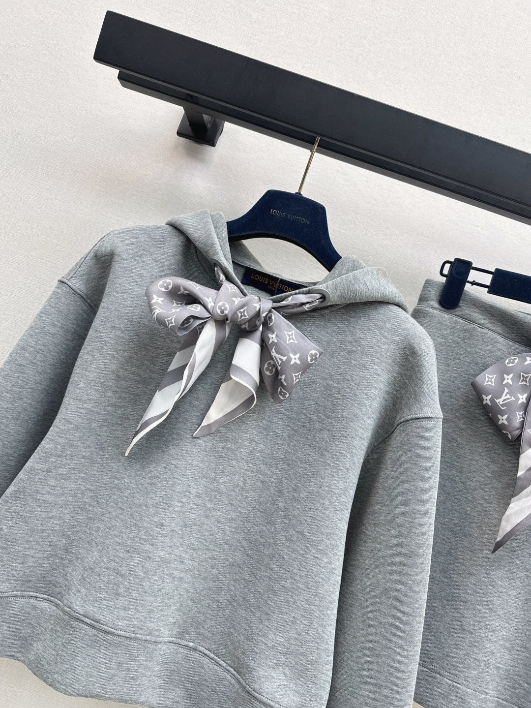 Louis 25fw hoodie suit