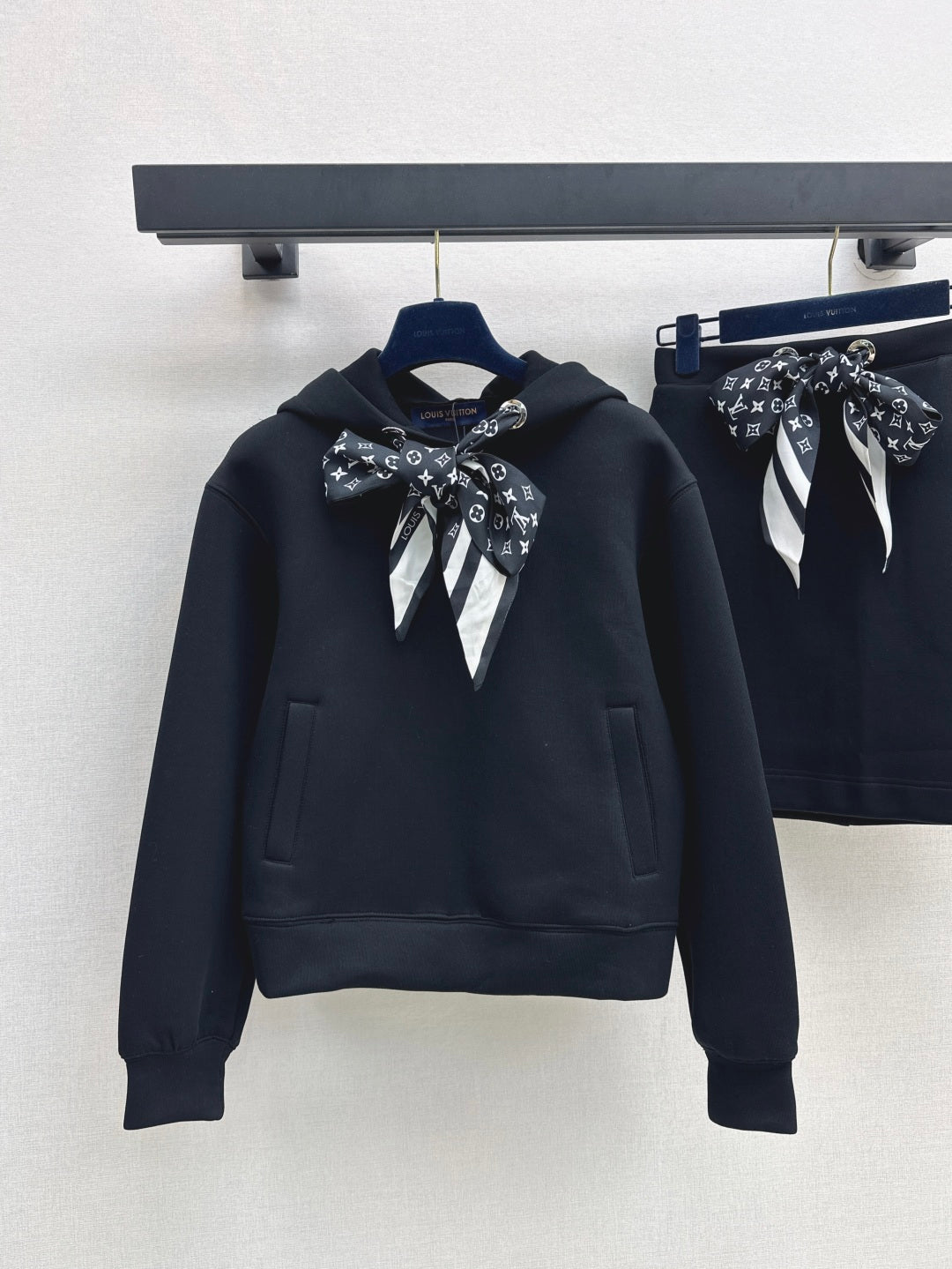 Louis 25fw hoodie suit