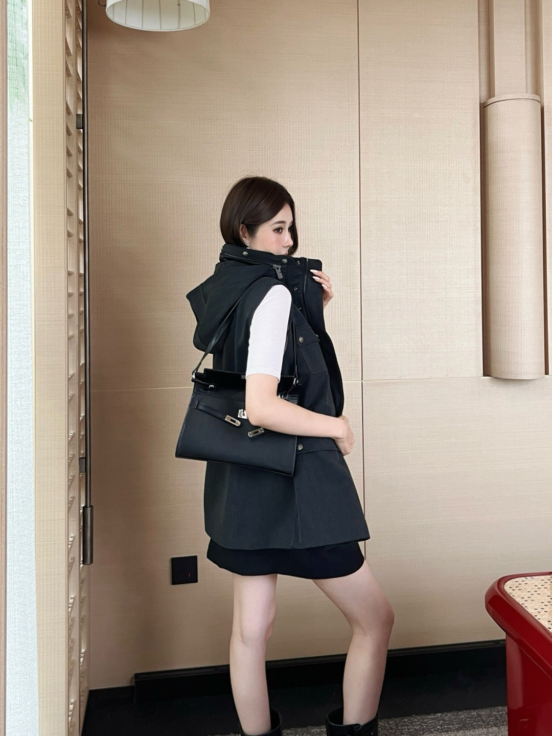Bur 25fw embroidered vest