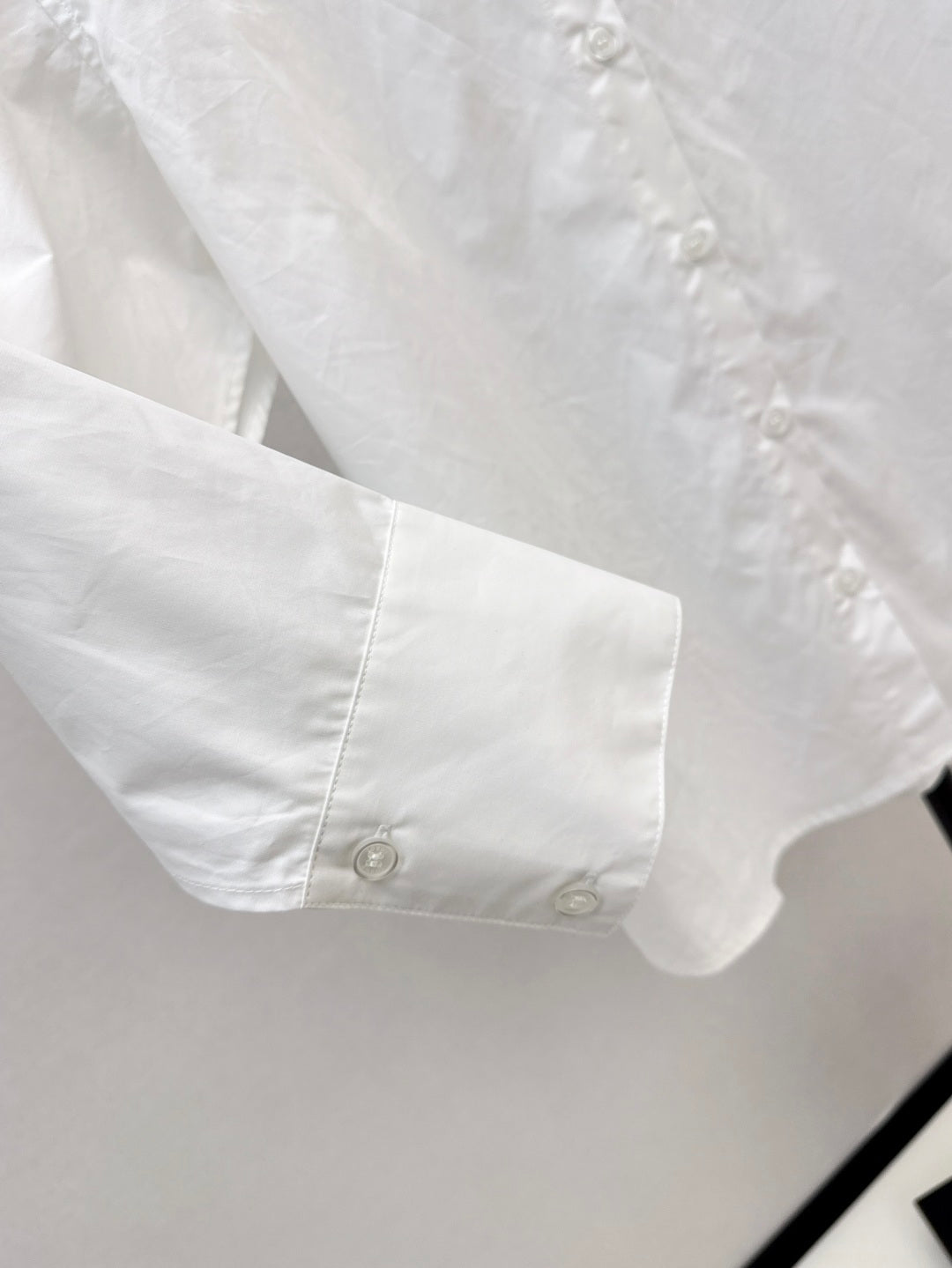 Loe 25ss embroidered shirt