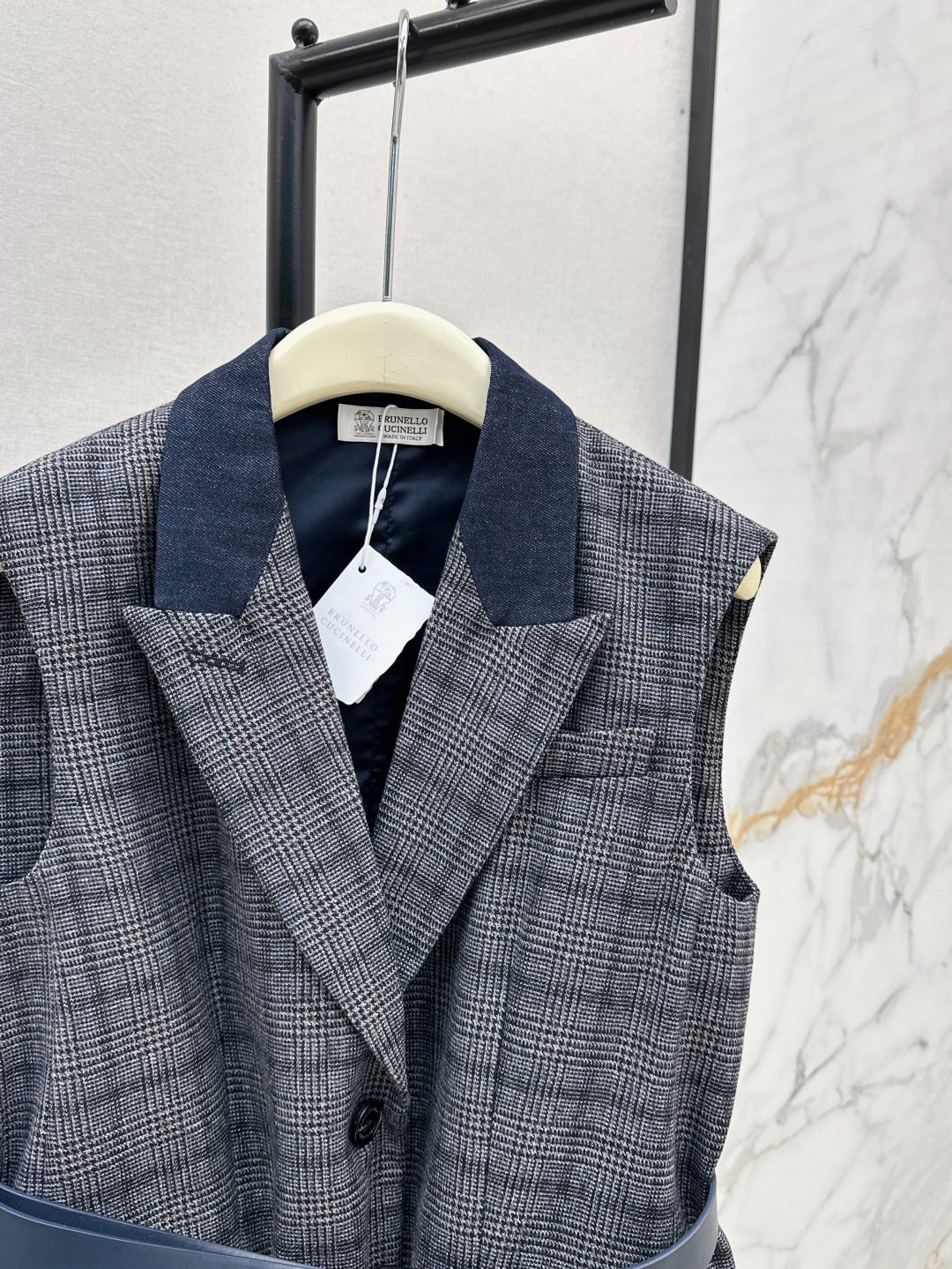 Brun 25fw plaid vest