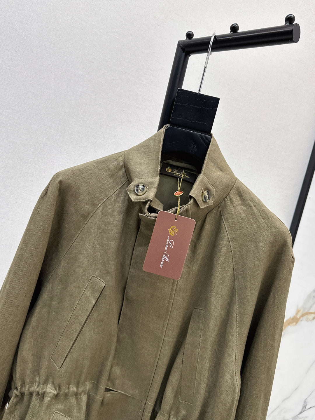 Loro 25fw drawstring jacket