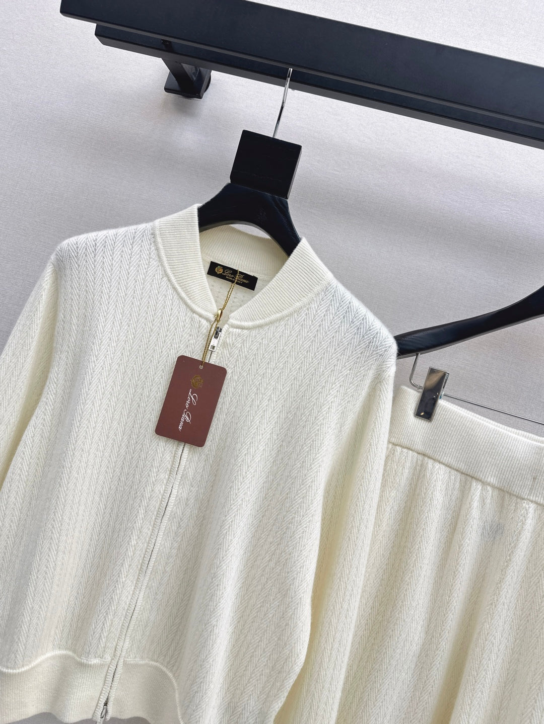 Loro 25fw cashmere suit