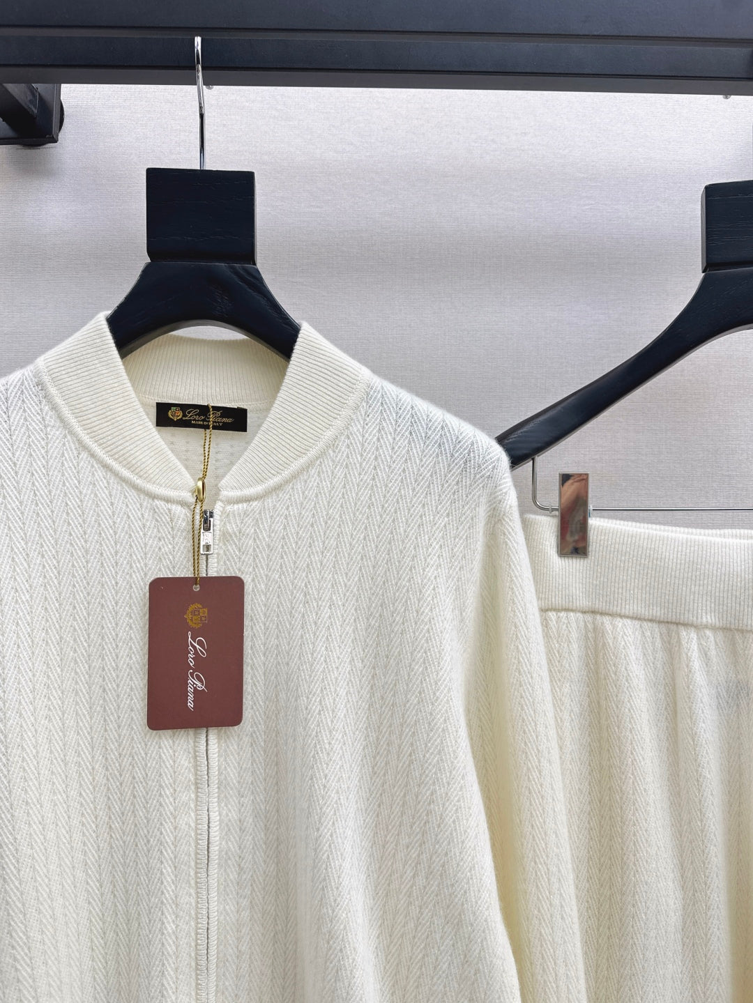 Loro 25fw cashmere suit