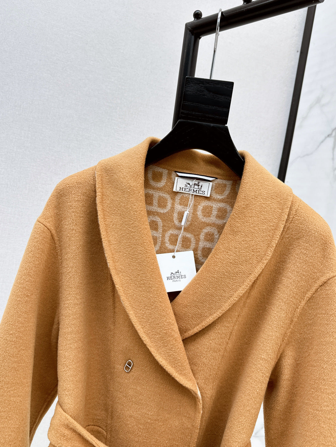Herm 25fw cashmere coat