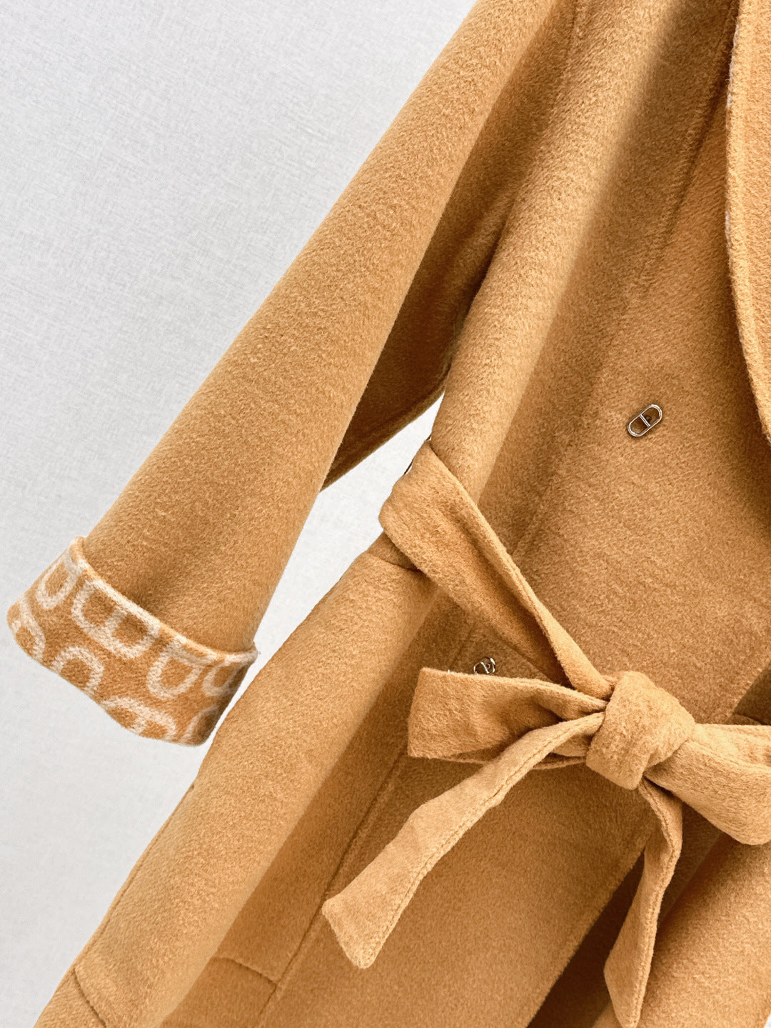 Herm 25fw cashmere coat