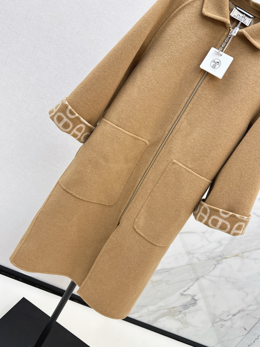 Herm 25fw cashmere coat