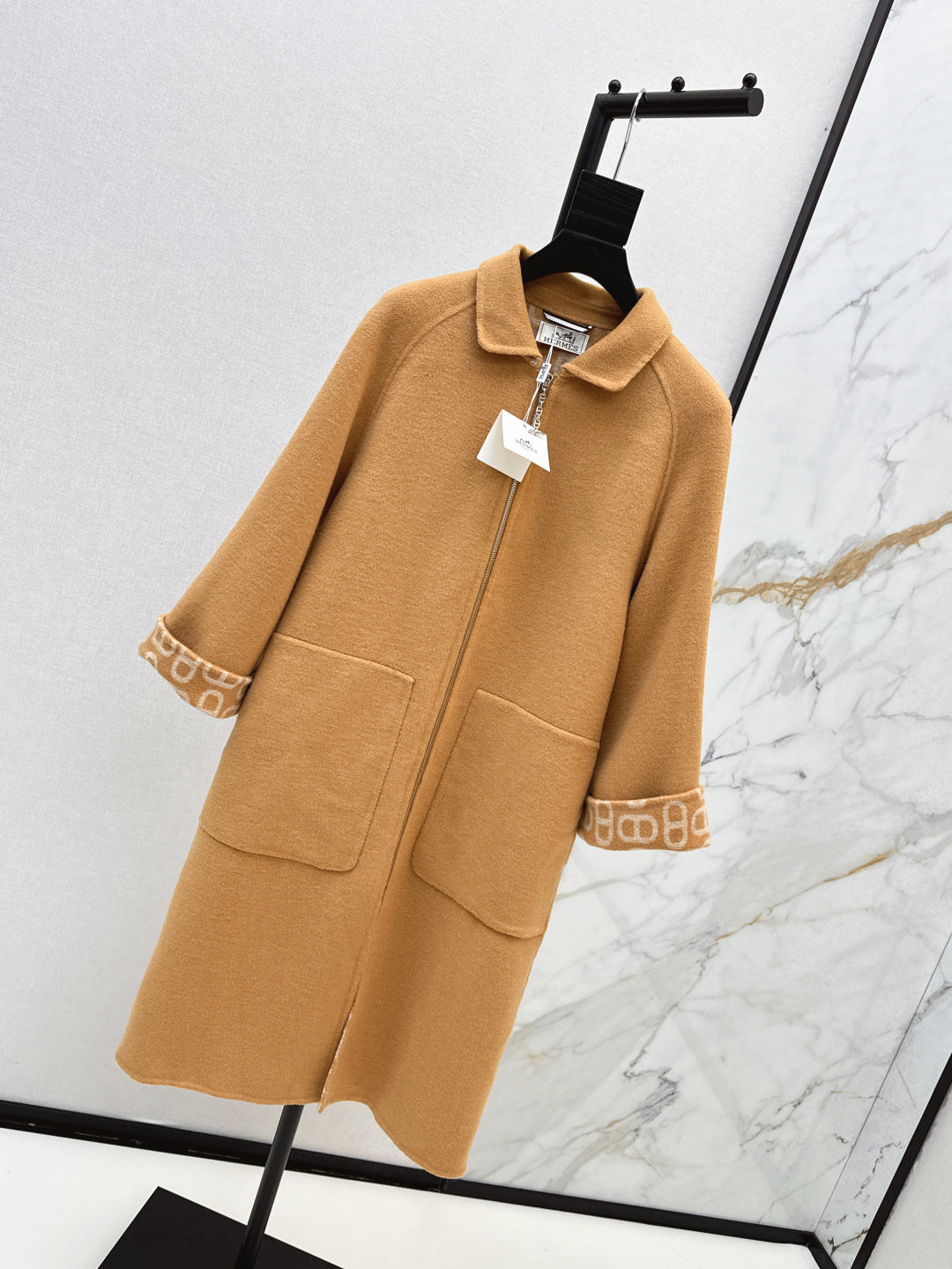 Herm 25fw cashmere coat