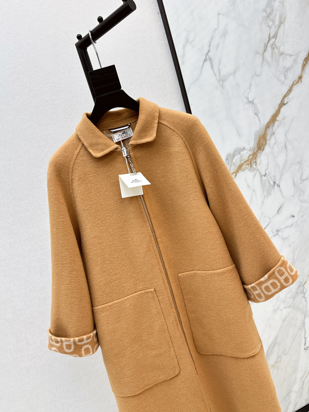 Herm 25fw cashmere coat