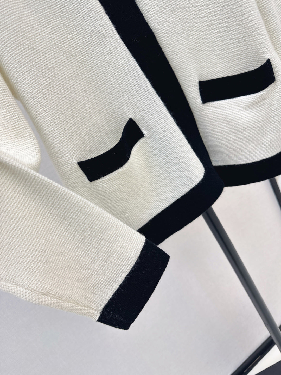 Loro 25fw cashmere cardigan