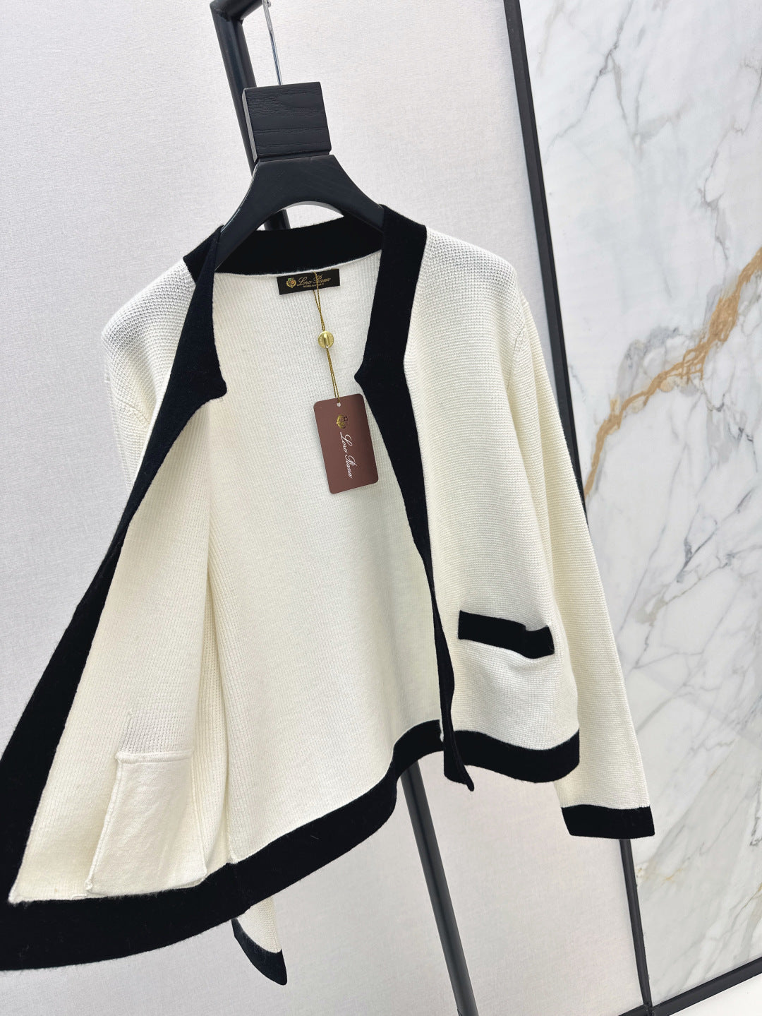 Loro 25fw cashmere cardigan