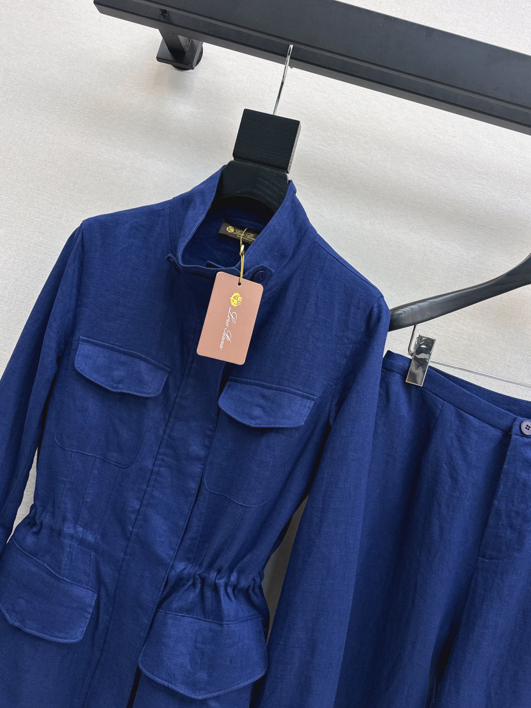 Loro 25fw linen suit
