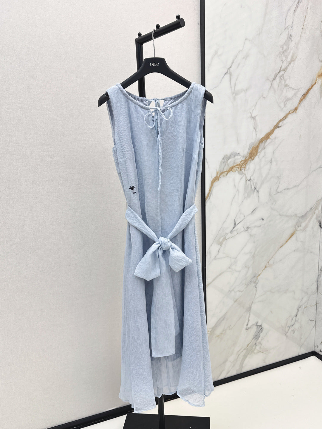 CD 25fw sleeveless dress