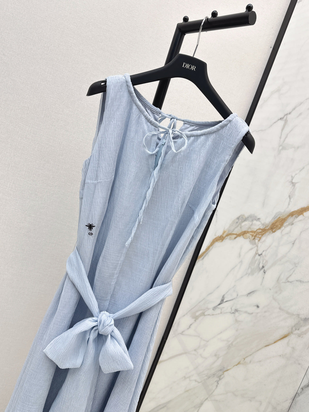 CD 25fw sleeveless dress