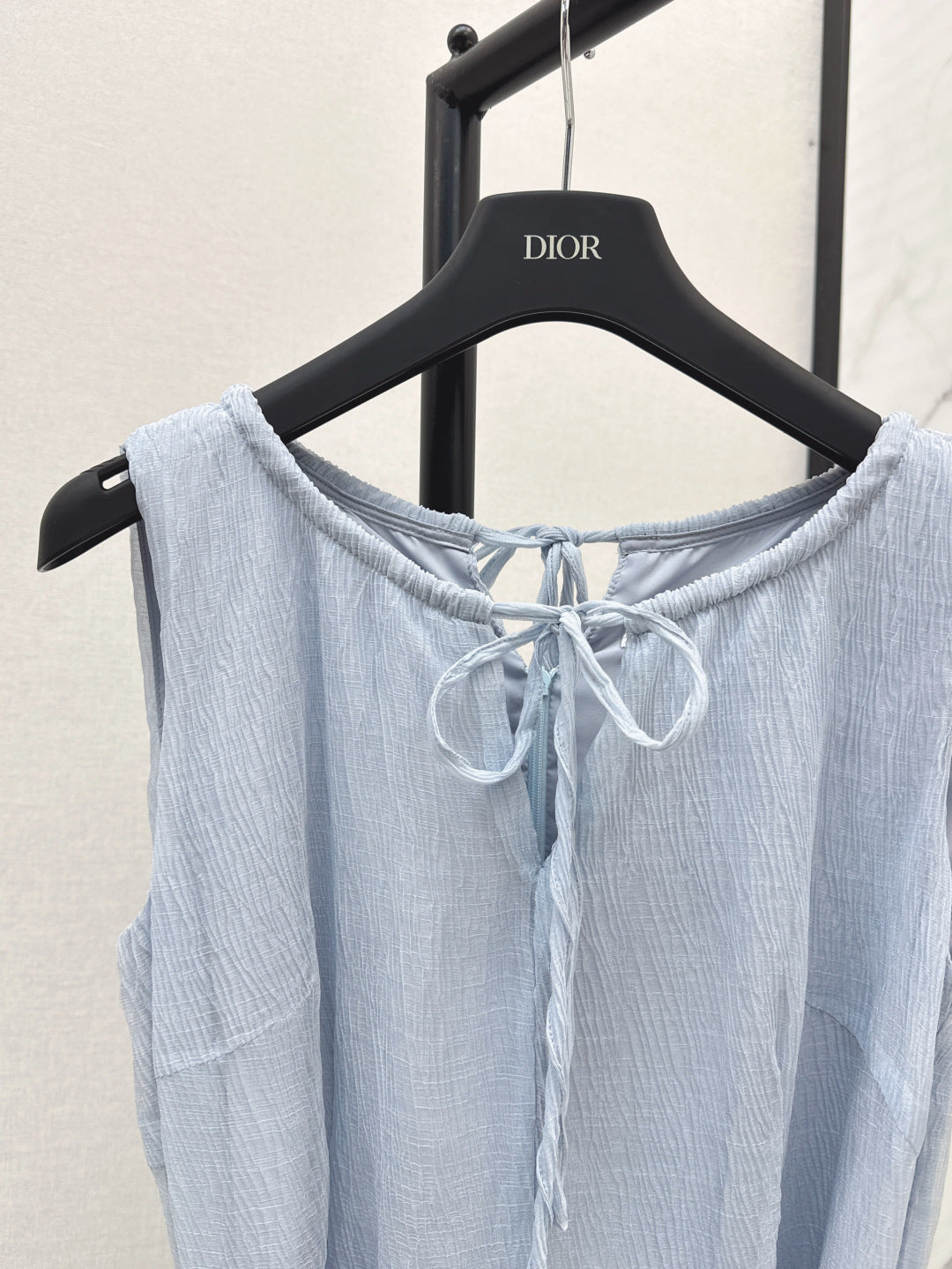 CD 25fw sleeveless dress