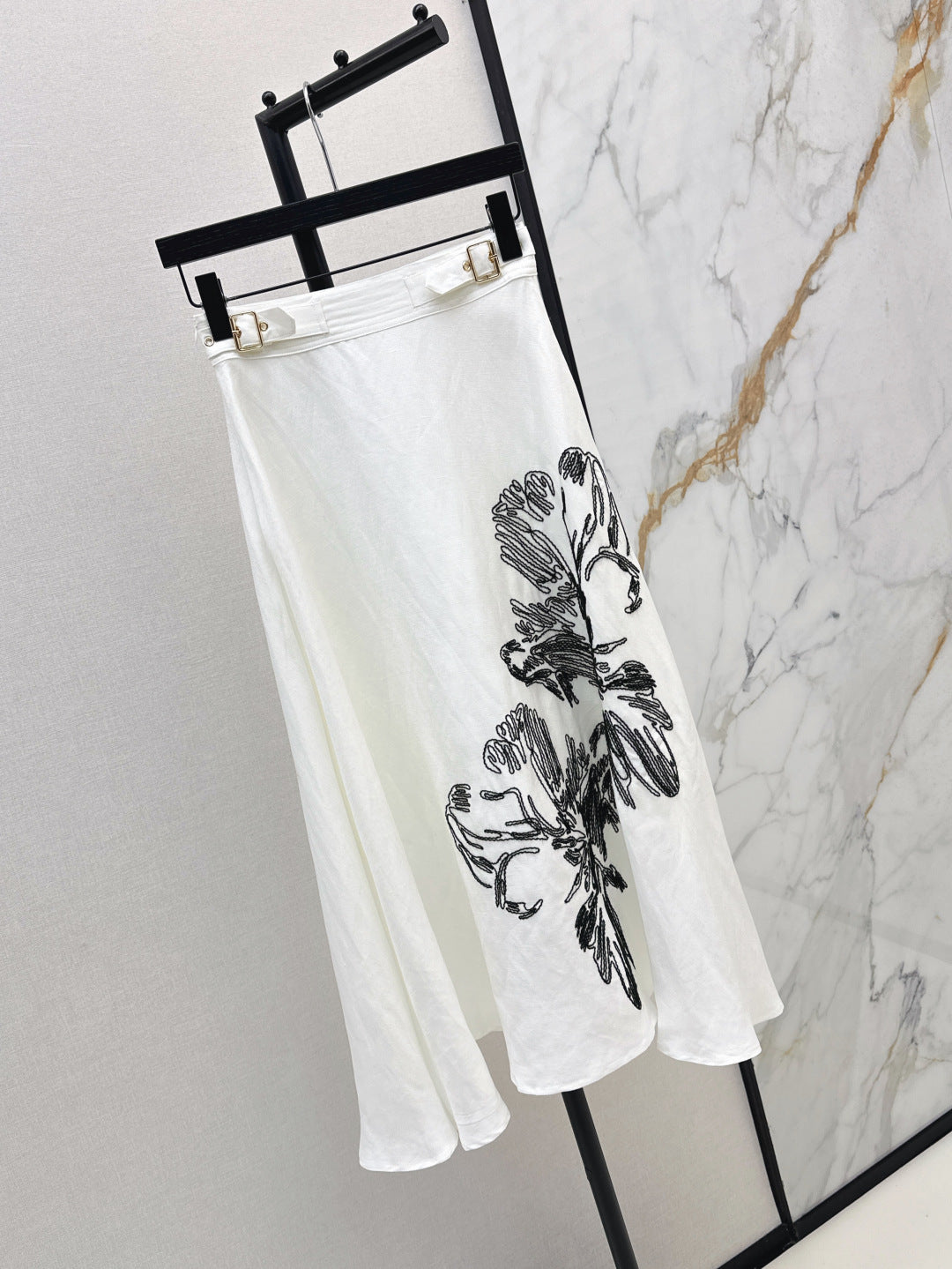 CD 25ss embroidered skirt