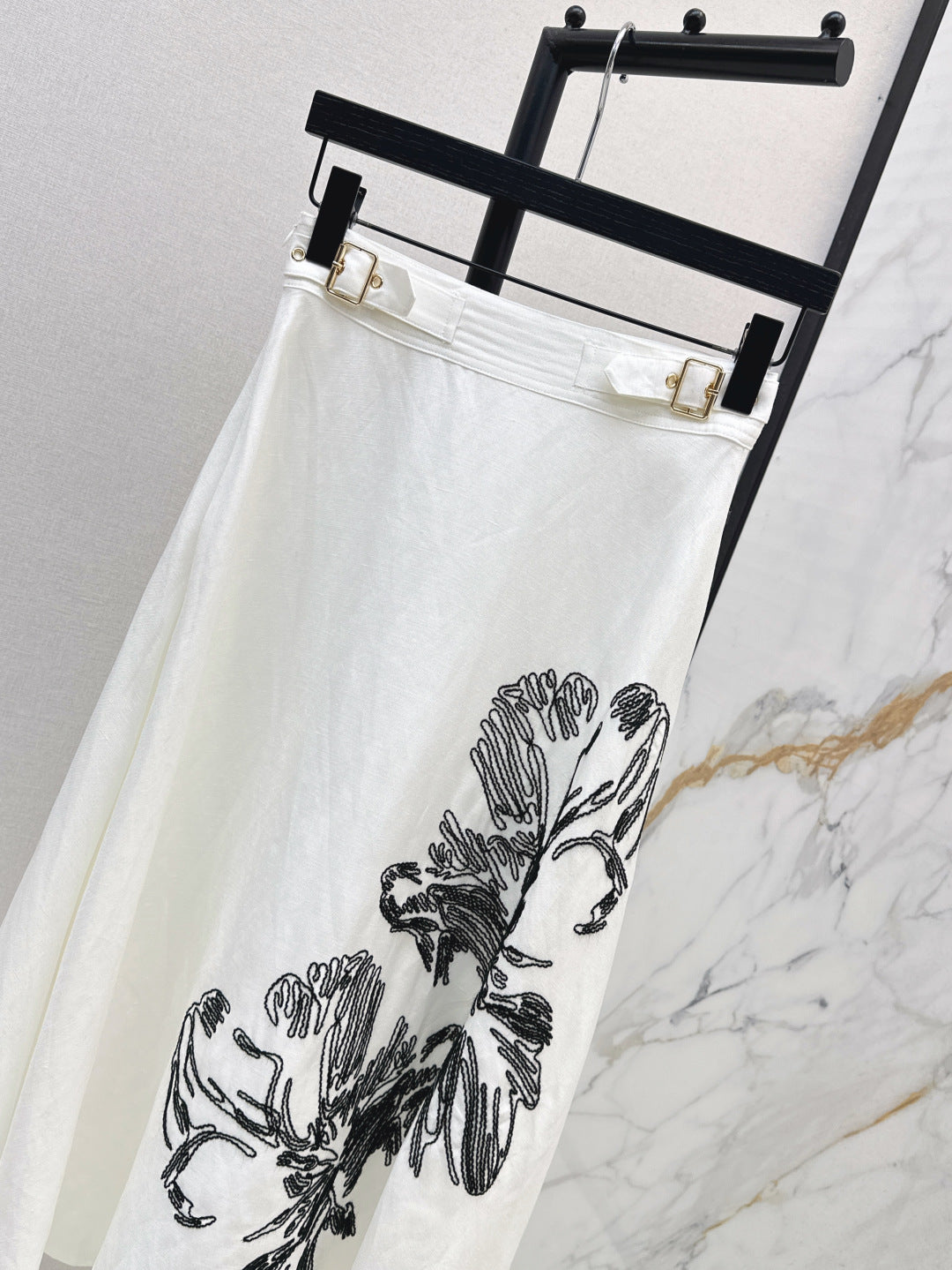 CD 25ss embroidered skirt